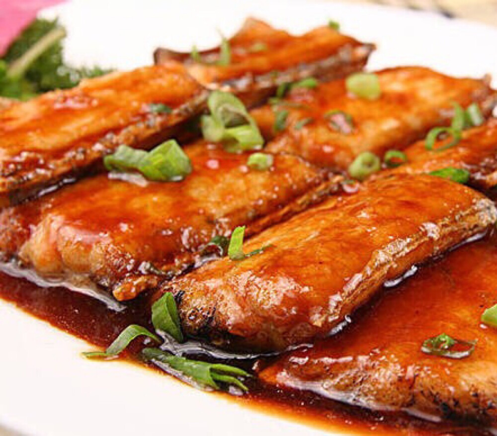 油浸蚕豆的做法——传统美食的温馨传承